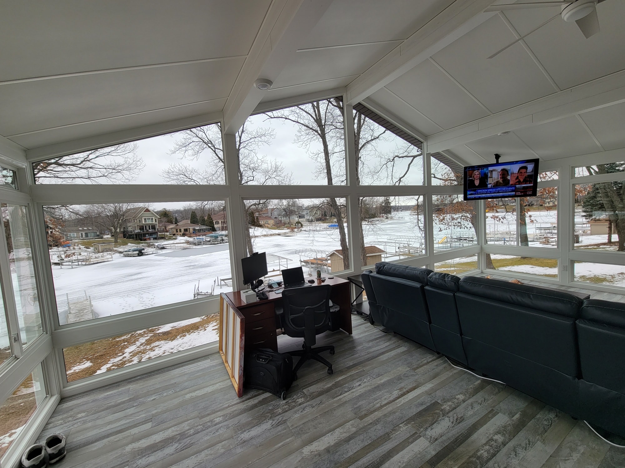 Lakehouse Sunroom in Muskego