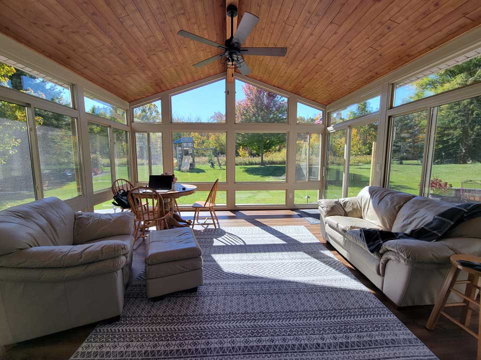 Racine Wisconsin All Season Sunroom Builder