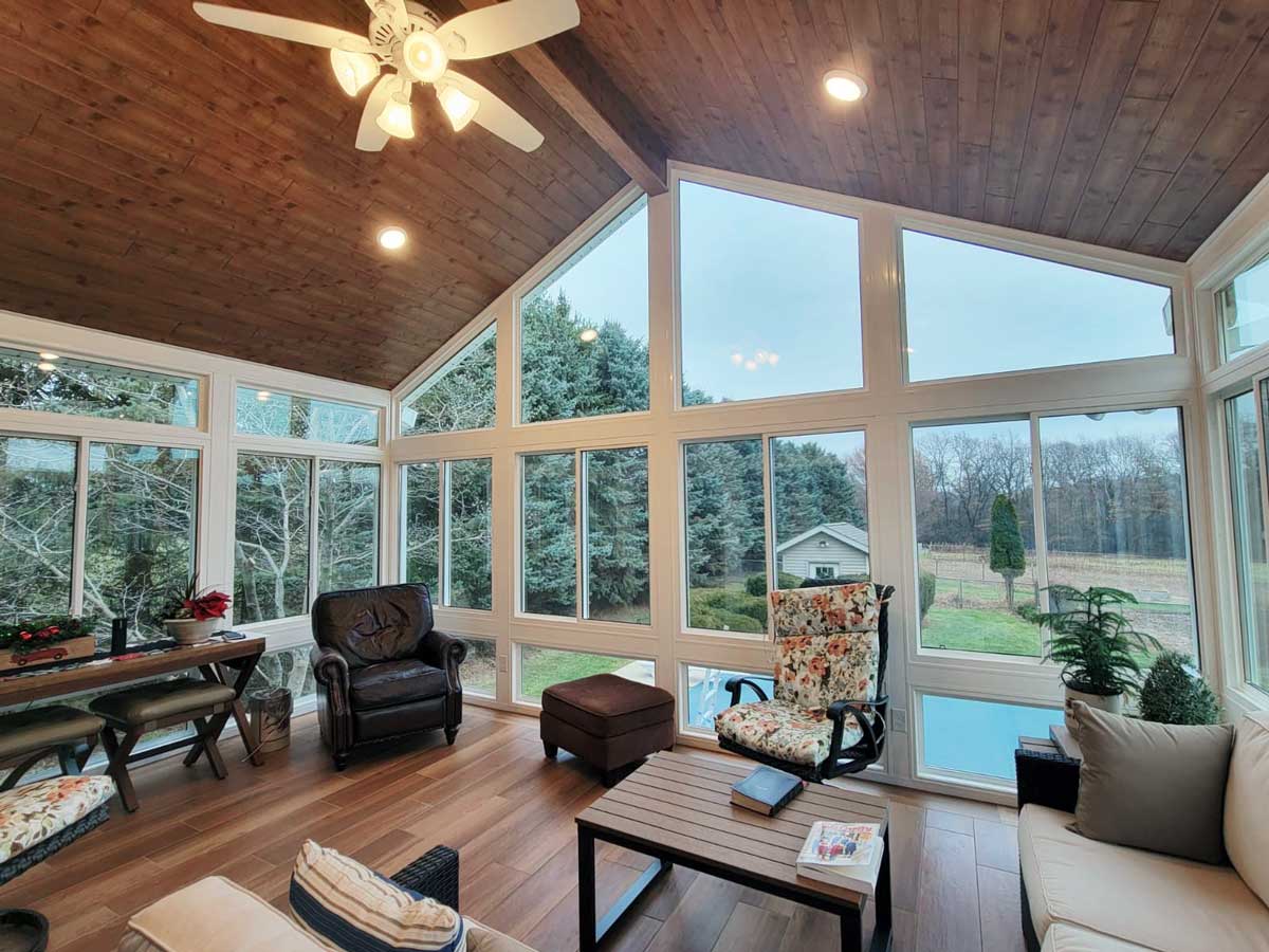 Four season sunroom